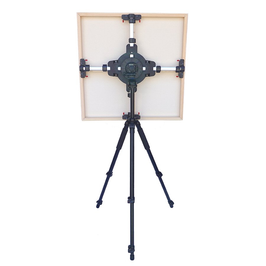 Feliks' Favorite Rotating Easel